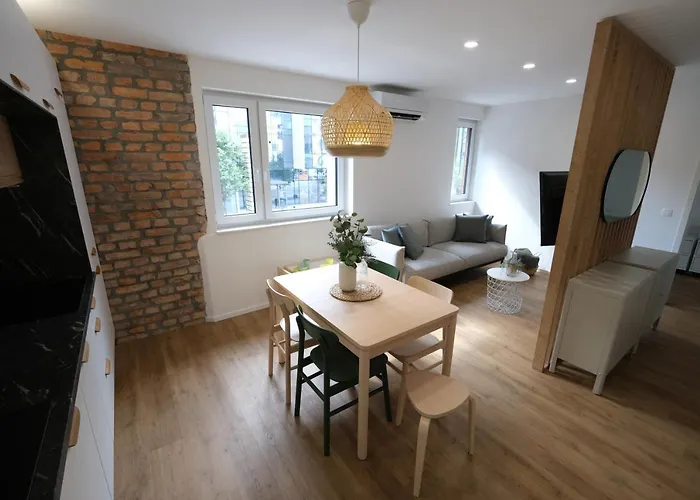 Emona Free Parking & Gym Любляна