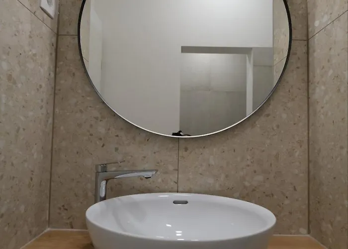 Emona Free Parking & Gym