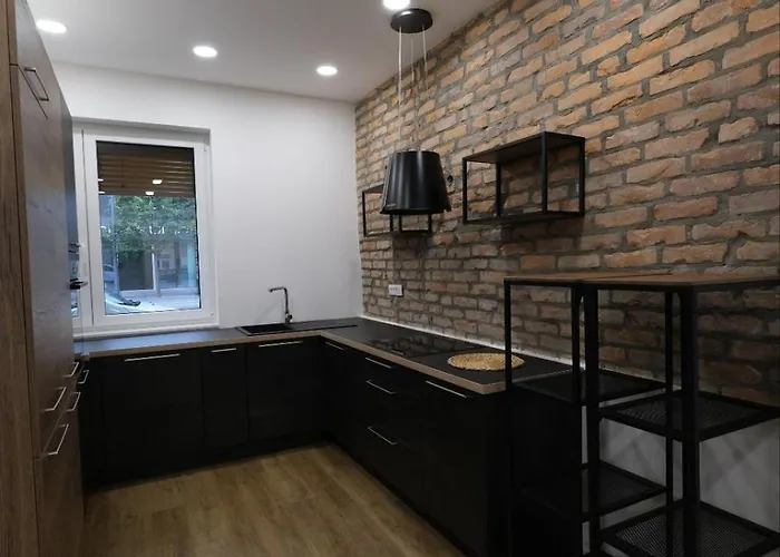 Emona Free Parking & Gym Apartman